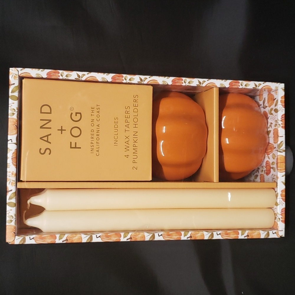 Sand & Fog 2 Pumpkin Candleholders and 4 Tapers Set